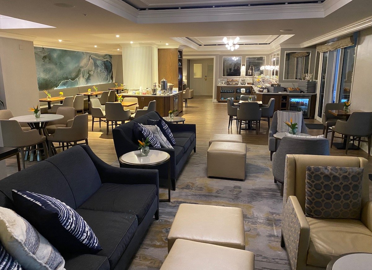 Ritz-Carlton Club Lounge